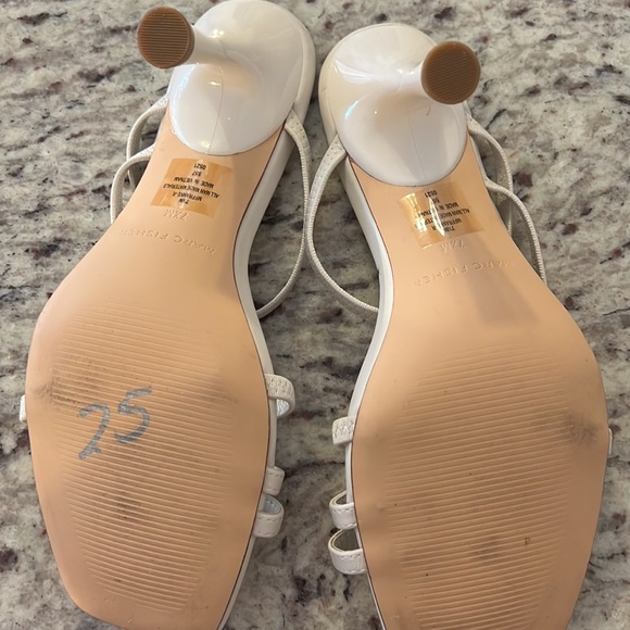 Marc Fisher off white sling back sandal size 7.5 - Picture 2 of 4
